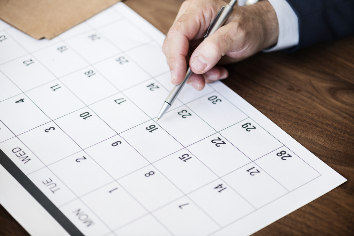 Kalender-1200x800.jpg